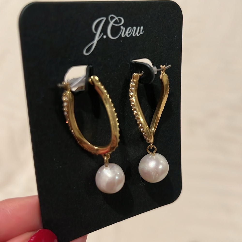 Gold Pearl Drop Earrings